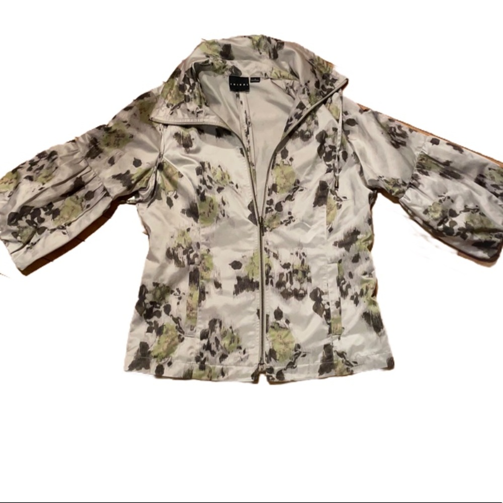 Tribal patterned puff sleeve zip up trench size S